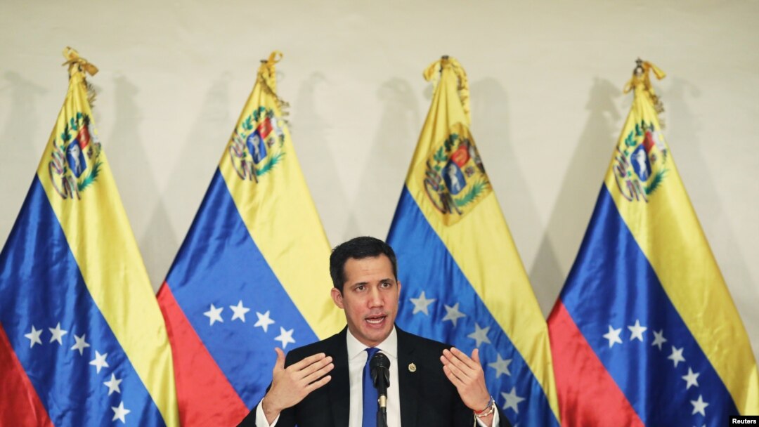 El líder opositor de Venezuela, Juan Guaidó, durante una conferencia de prensa en Caracas, la capital el 5 de diciembre de 2020.
