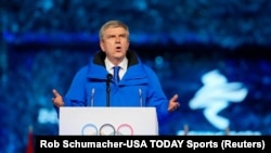 토마스 바흐 IOC 위원장이 지난 2월 중국 베이징 올림픽 폐막식에서 인사말을 하고 있다.