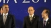 美国总统奥巴马(左)、缅甸总统吴登盛(中)和中国总理温家宝11月19日在印尼巴厘岛
