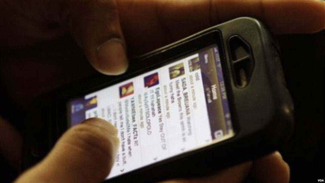 Miles de dólares de están recolectando a través de las redes sociales y servicios digitales.