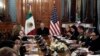 Los gobiernos de EEUU y México buscan soluciones para lidiar con la situación en la frontera 