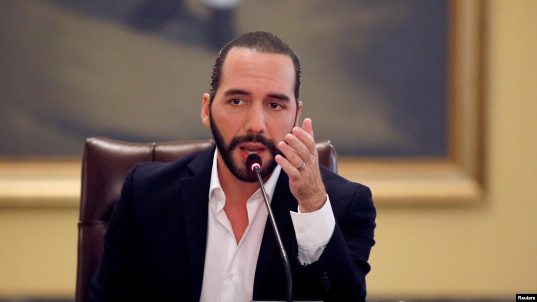 El presidente de El Salvador, Nayib Bukele, anunció la expulsión del cuerpo diplomático del gobienro en disputa de Venezuela el domingo, 3 de noviembre, de 2019.