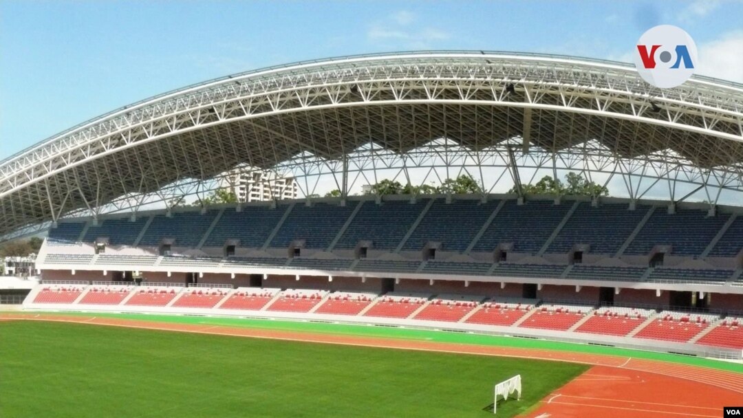 Los estadios estarán silentes. El deporte nacional costarricense, el fútbol, está suspendido ante el avance del coronavirus. Ya hay 50 personas contagiadas. 