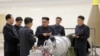 朝鲜领导人金正恩视察核设施 - 朝鲜官方的朝中社提供的为标明日期的照片