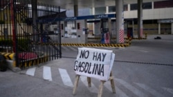 Bolivia enfrenta serias dificultades por la escasez de dólares que obstaculiza la importación de combustibles